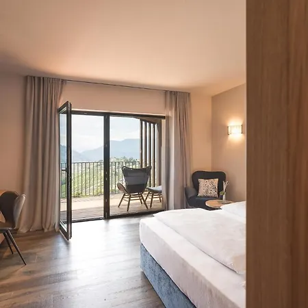 Landsitz Stroblhof Hotel Dorf Tirol