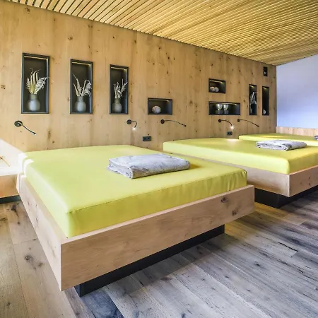 Hotel Landsitz Stroblhof Tirolo