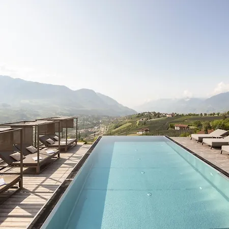 Landsitz Stroblhof 4* Tirolo