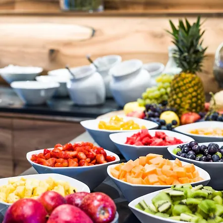 Hotel Landsitz Stroblhof 4*